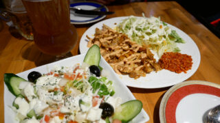 上前津「イスタンブールカフェ」世界のビールとシーシャのトルコ料理酒場
