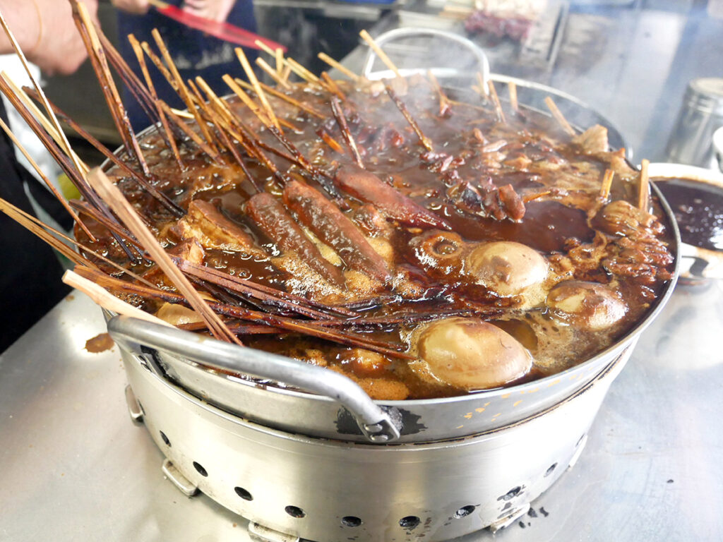 名古屋「八幡屋」串カツ、どて焼き、おでん…味噌グルメが絶品の名店!
